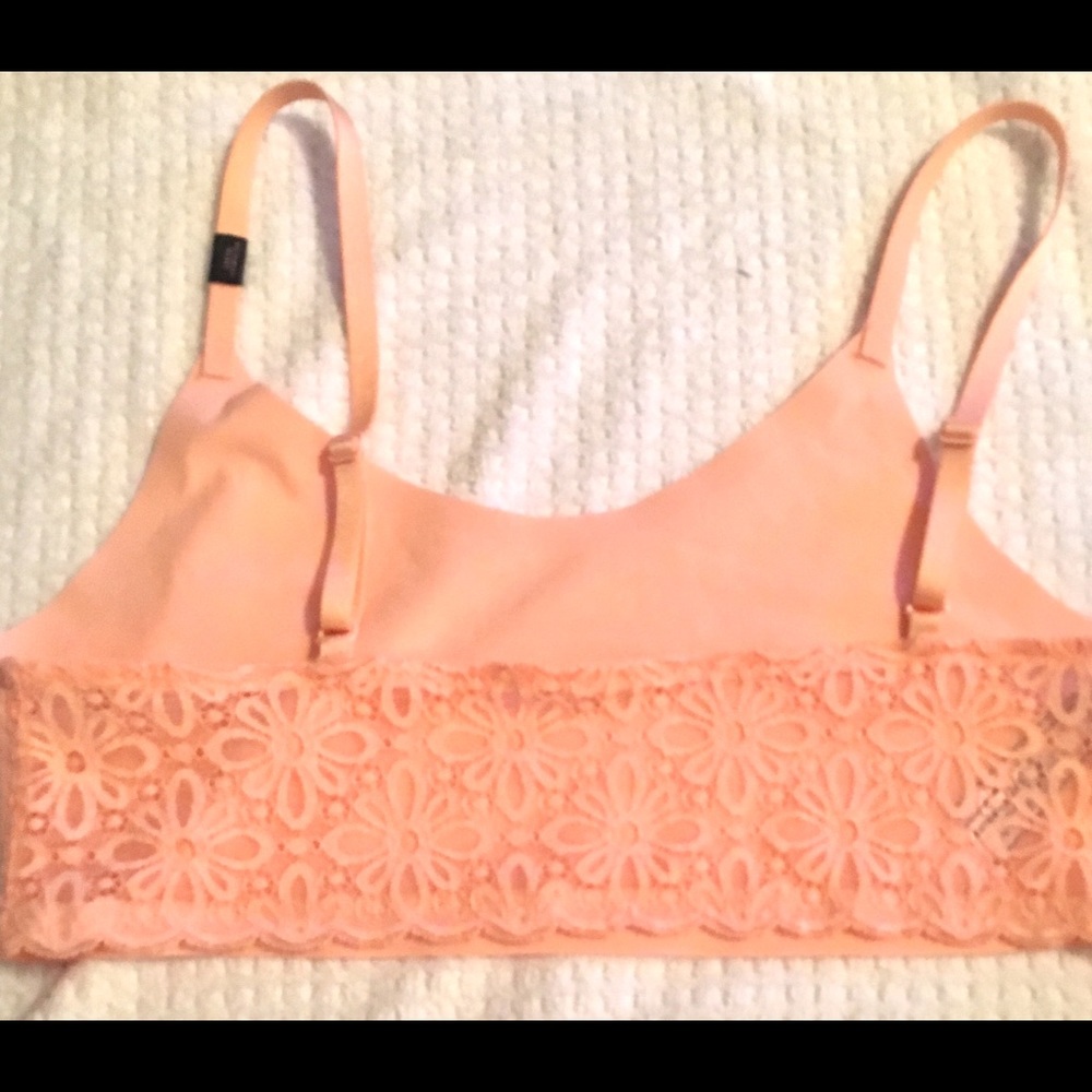 Victoria’s Secret Peach Bralette - Picture 1 of 3